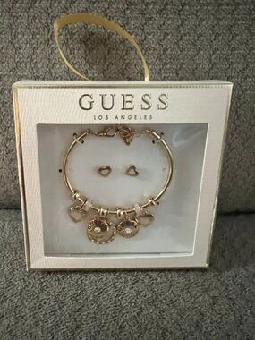 GUESS BRACELET & EARRING SET